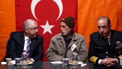Bakan Güler, şehit Akıncı’nın baba evine taziye ziyaretinde bulundu