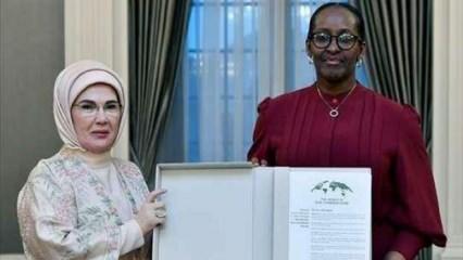 Emine Erdoğan, Ruanda Cumhurbaşkanının eşi Jeannette Kagame ile bir araya geldi