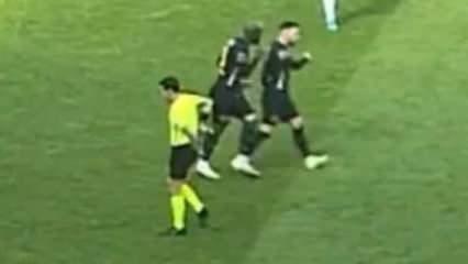 Süper Lig'de sıra dışı kırmızı kart! Bahoken ne olduğunu anlamadı bile