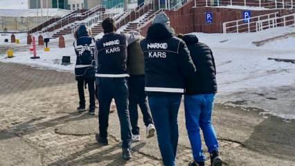 Zehir tacirlerinin akılalmaz yöntemi! Cerrahi operasyonla çıkarıldı