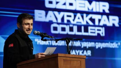 Özdemir Bayraktar ödülleri sahiplerini buldu