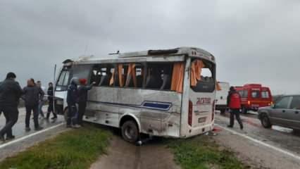 Balıkesir'de işçi servisi devrildi: 18 kişi yaralandı