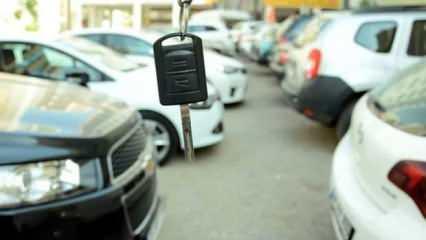İkinci el otomobilde talep sabitken fiyatlar düşmeye devam etti