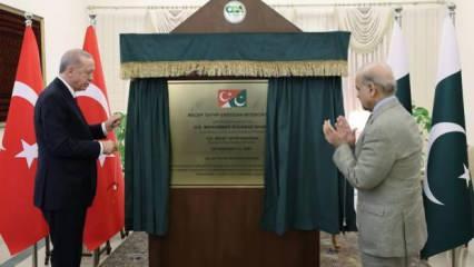 Pakistan'da kavşağa Erdoğan'ın adı verildi