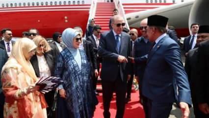 Cumhurbaşkanı Erdoğan Malezya'da fahri doktora törenine katıldı!