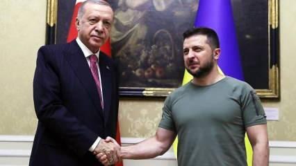 Zelenski, Türkiye'yi ziyaret edeceğini duyurdu!