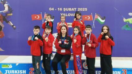 Esenler Altınayak Spor'dan şampiyonaya damga! 8 birincilik 10 madalya