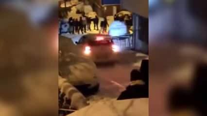 İstanbul'da korku dolu anlar: Yokuş aşağı kayan araç kar sevinci yaşayan insanlara çarptı