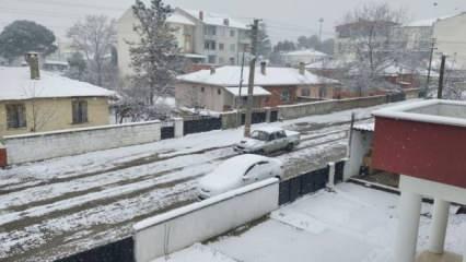 Kar yağışı bastırdı! Bölge bölge il il kar ve yol durumu