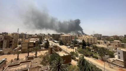 Sudan’da sular durulmuyor! 3 günde 200 kişi öldü!