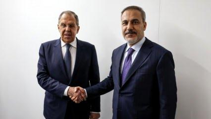 Türkiye ve Rusya'dan son dakika savaş görüşmesi! Fidan ile Lavrov bir araya geldi