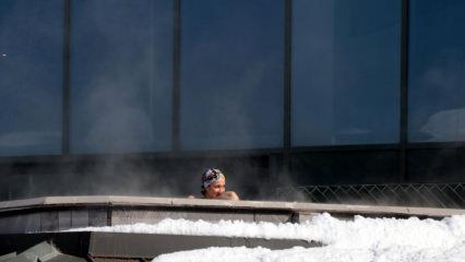 Buz gibi havada bunaldılar: Sıcağı sevenler dikkat! Hemen bu keyfi yaşamaya gidin