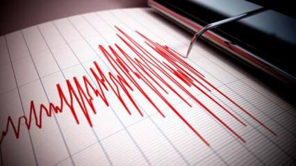 Son dakika: Ege Denizi'nde 4,4 büyüklüğünde deprem! Muğla'yı da salladı