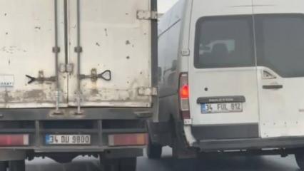 Sultangazi'de sürücülerin yol verme tartışması cep telefonu kamerasında