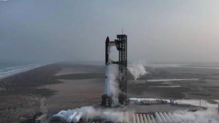 Musk’ın dev roketi Starship, kalkışa 40 saniye kala durduruldu