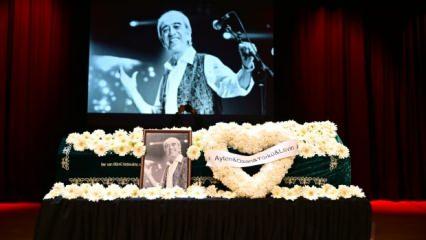 Usta sanat&ccedil;ı Edip Akbayram'a son g&ouml;rev