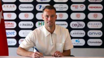 Antalyaspor, Van de Streek ile yeni sözleşme imzaladı!