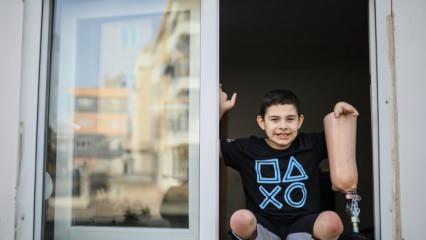 9 yaşındaki Aras'ın protez borcuna icra geldi 