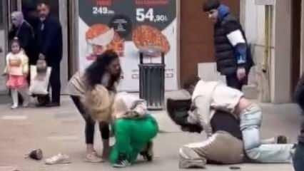 Karabük’te iki grup arasında sokakta kavga! Tekme ve yumruklar konuştu