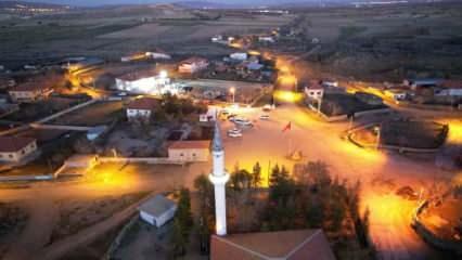 Köy muhtarı iftar vakti yemek yapmayı yasakladı! Böylesi görülmedi...