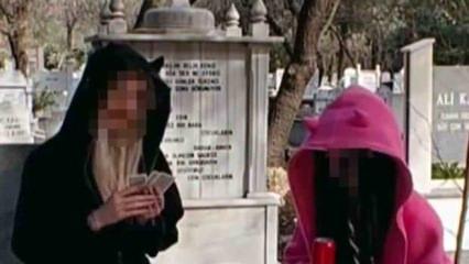 Tepki çeken görüntü! Mezar taşlarının üzerine iskambil oynadılar