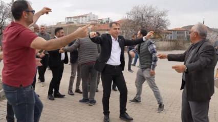 Hızlı tren müjdesi alan ilçe halkı davul zurnayla kutladı: Hayal bile edemezdik