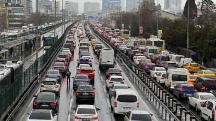 İstanbul'da trafik yoğunluğu yüzde 83'e ulaştı