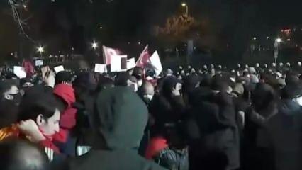 Erdoğan'ın rahmetli annesine küfrettiler! Provokatörler yakalandı