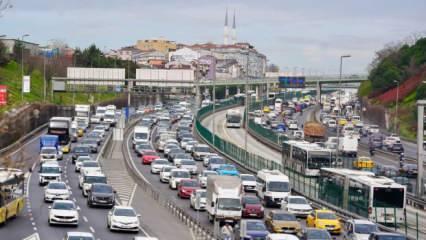 İstanbul'da trafik yoğunluğu yüzde 80'i aştı