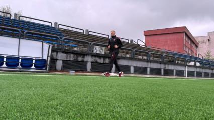 Süper Lig'in profesör hakemi, öğrencilerini spora yönlendiriyor