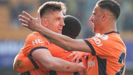 Başakşehir 3 puanı Piatek ile aldı!