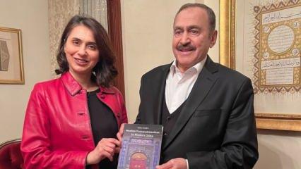 Eski bakan Eroğlu paylaştı: Kızı Hale Eroğlu'ndan “Çinli Müslümanların Tarihi” eseri!