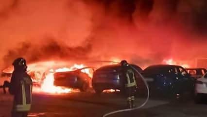 İtalya'da Tesla bayisinde 17 otomobil yandı