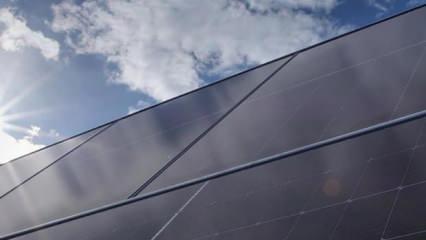 Küresel şebeke dışı yenilenebilir enerji kapasitesi 2024'te yüzde 14 arttı