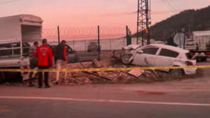 Mersin'de kamyonet ile otomobil çarpıştı: 1 ölü, 5 yaralı