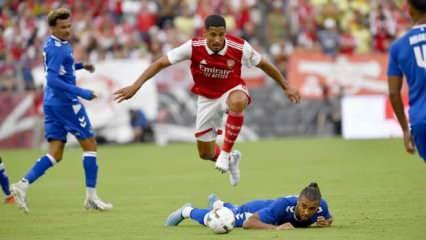İngiltere Premier Lig'de Arsenal, Everton ile berabere kaldı