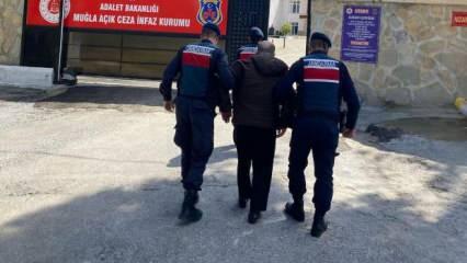 24 yıl hapisle aranan firari, evinde yakalandı