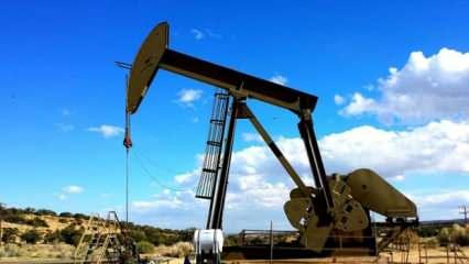 Brent petrolün varili 64,69 dolardan işlem görüyor! Petrol fiyatları için tahmin geldi...