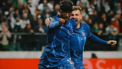 Chelsea yarı final kapısını araladı