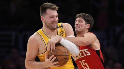 NBA'de Lakers, Doncic'in damga vurduğu maçta Rockets'ı farklı yendi