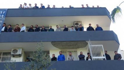 Tribünler yetmedi balkonlara çıktılar: Amatörde futbol aşkı