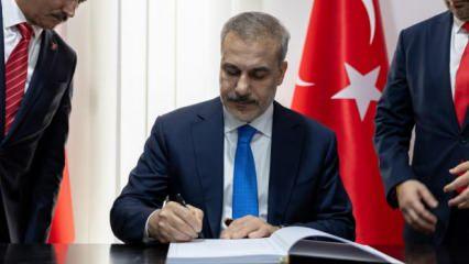 Bakan Fidan, Oran Başkonsolosluğu’nun resmi açılışını yaptı
