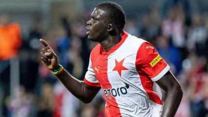 Fenerbahçe'ye kemik gibi sol bek! Moussa Sow etkin rol oynayacak