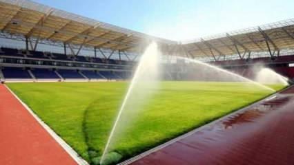 Hep merak ediliyordu: Maçlardan önce sahanın neden sulandığı ortaya çıktı
