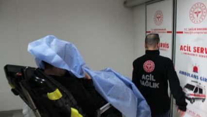 Parkta 'neden yan baktın' kavgası! Bir çocuk bıçakla yaralandı