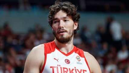 Resmen a&ccedil;ıklandı! Cedi Osman'dan 2 yıllık imza