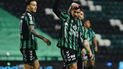 Şampiyonluğa son 1 adım! 7-1 kazanarak Süper Lig ateşini yaktılar