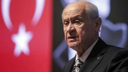 Son Dakika... Bakan Tekin'e hakaret etmişti: Bahçeli'den Özgür Özel'e sert tepki!