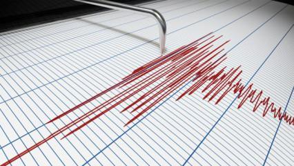 Son dakika: İzmir Körfezi'nde 4 büyüklüğünde deprem!