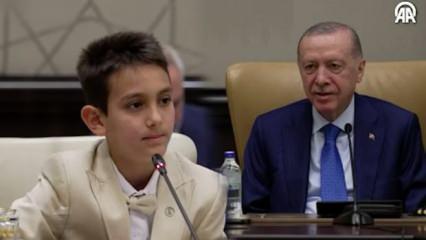 Cumhurbaşkanı Erdoğan, 23 Nisan nedeniyle çocukları Külliye'de kabul etti